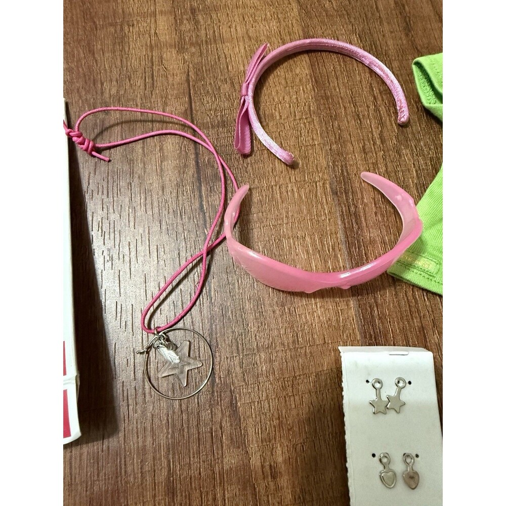 American Girl 18" Doll Retired 2013 School Days Shirt Plus Accessories - Picture 5 of 8